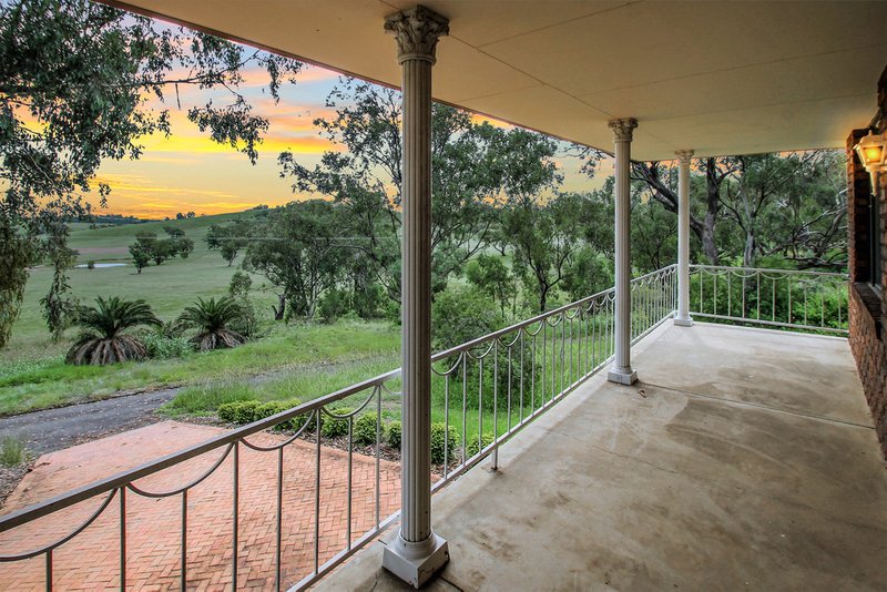 Photo - 2 Johns Avenue, Quirindi NSW 2343 - Image 7