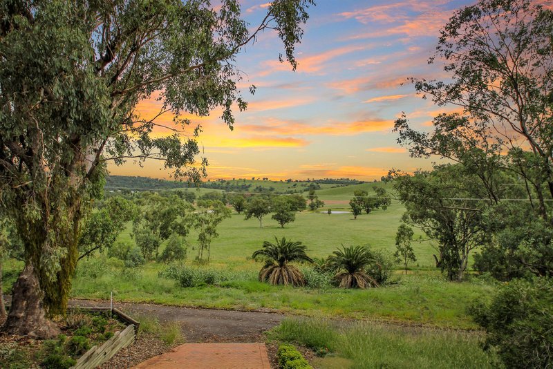 Photo - 2 Johns Avenue, Quirindi NSW 2343 - Image 8