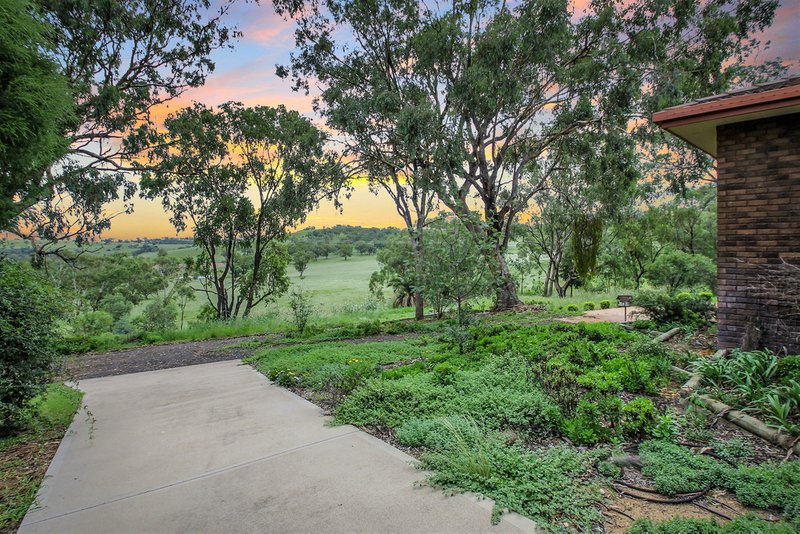 Photo - 2 Johns Avenue, Quirindi NSW 2343 - Image 18