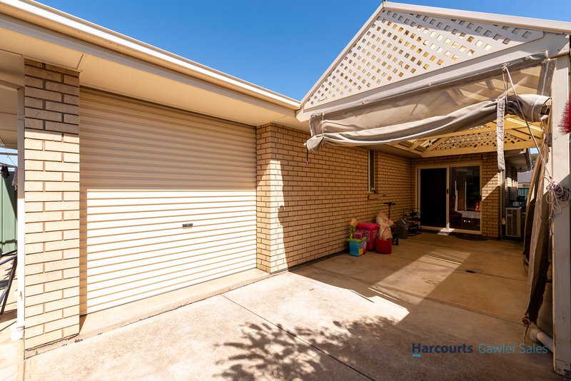 Photo - 2 Jordon Street, Munno Para West SA 5115 - Image 3