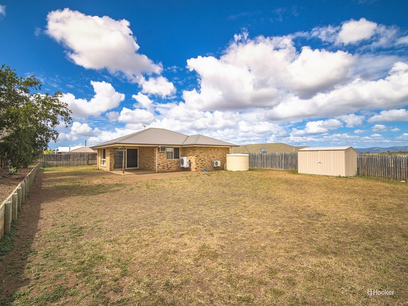 Photo - 2 Justin Street, Gracemere QLD 4702 - Image 4
