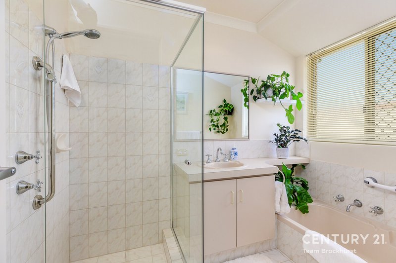 Photo - 2 Kalee Court, Huntingdale WA 6110 - Image 34