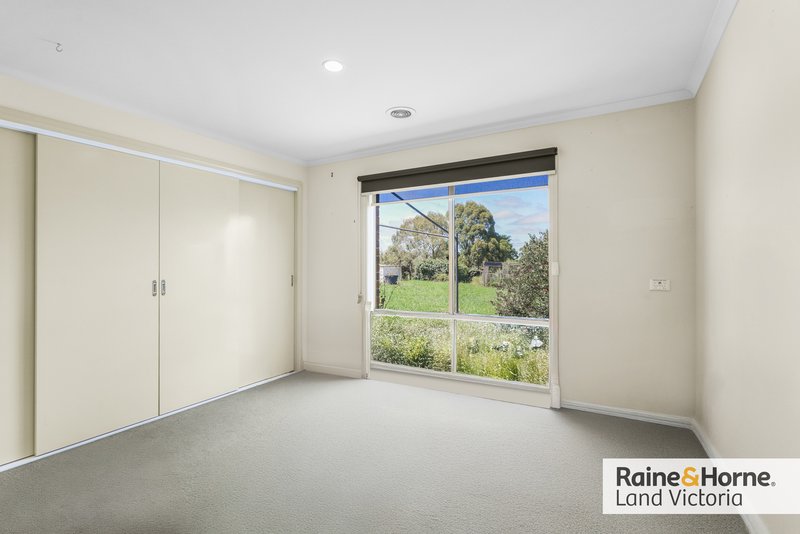 Photo - 2 Kangaroo Run, Wallan VIC 3756 - Image 13