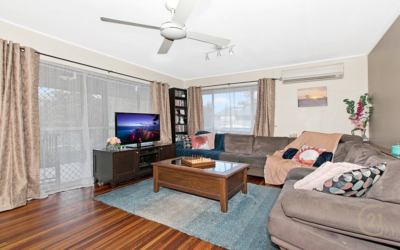 Photo - 2 Kanturk Street, Ferny Grove QLD 4055 - Image 5