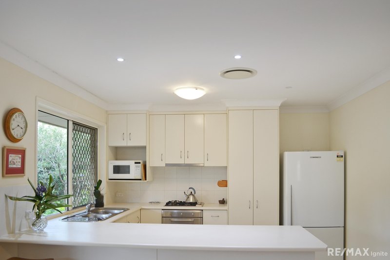 Photo - 2 Kaputar Close (50 Derwent Place) , Riverhills QLD 4074 - Image 6