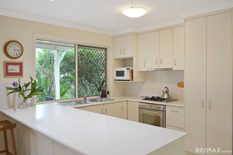 Photo - 2 Kaputar Close (50 Derwent Place) , Riverhills QLD 4074 - Image 7