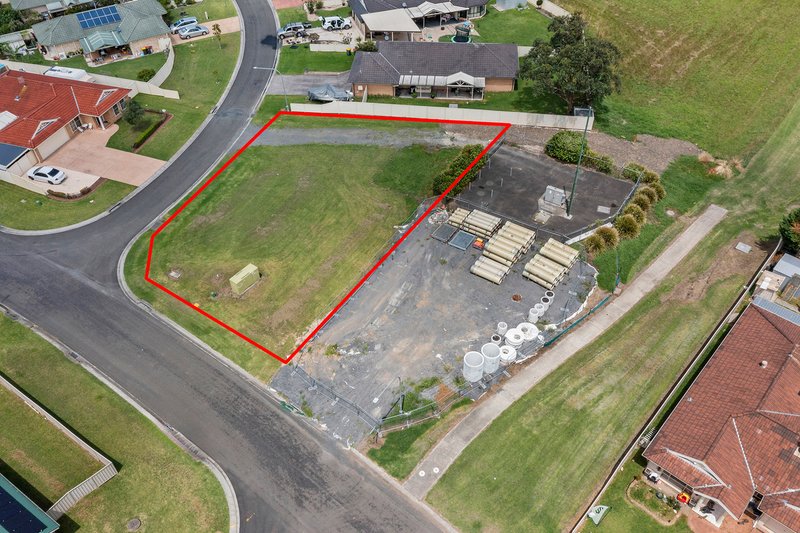 Photo - 2 Kardella Avenue, Nowra NSW 2541 - Image 2