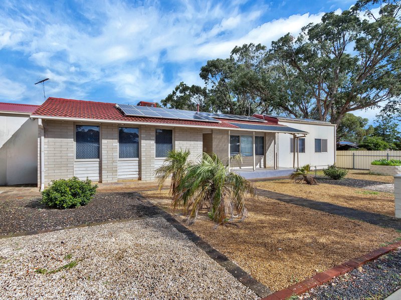 Photo - 2 Karinga Crescent, Munno Para SA 5115 - Image 3