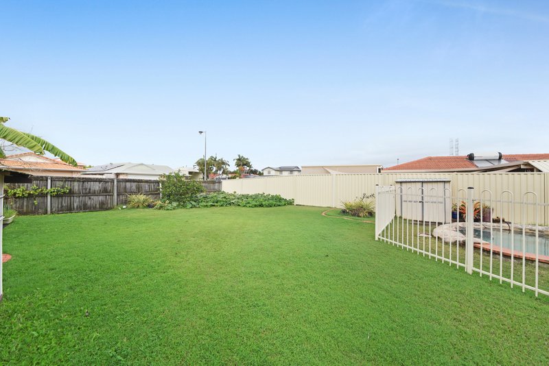 Photo - 2 Karnak Close, Bracken Ridge QLD 4017 - Image 10