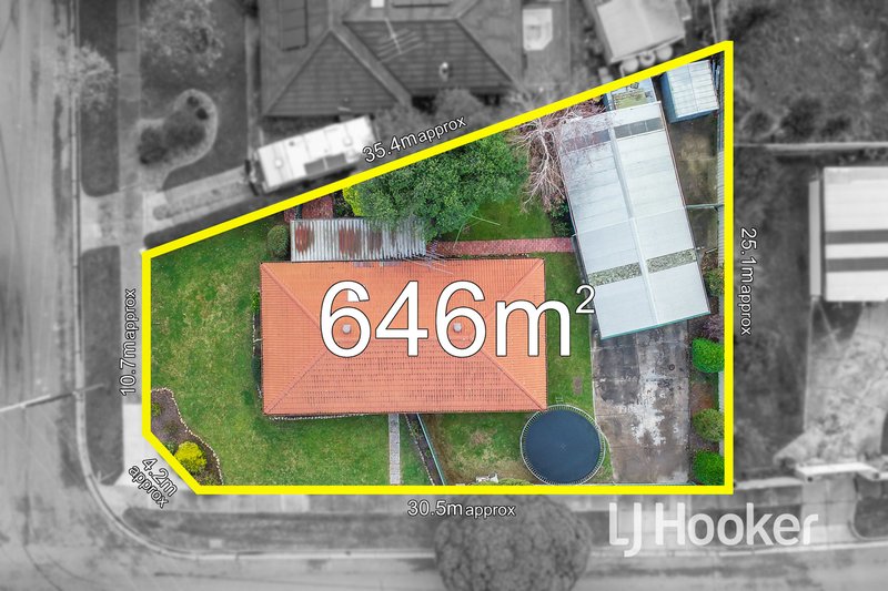 2 Karol Court, Hampton Park VIC 3976