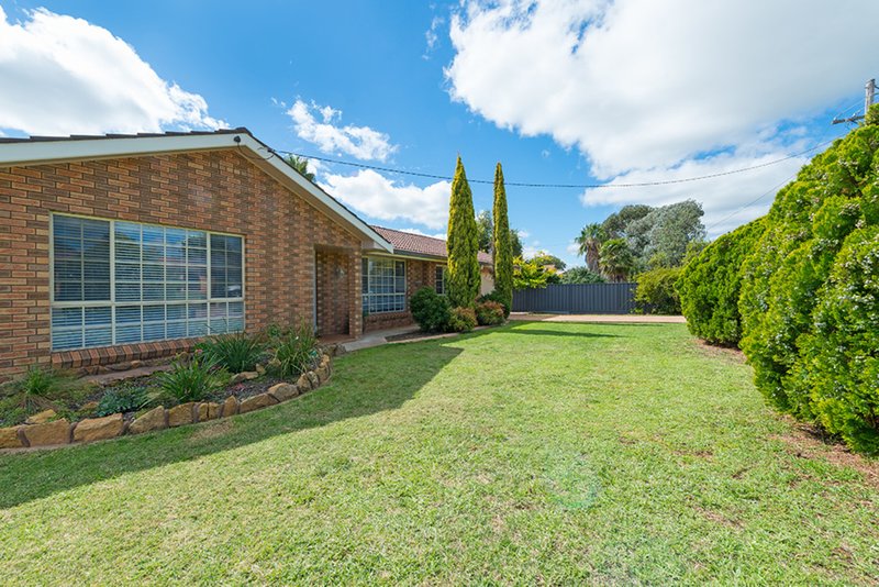 Photo - 2 Kaylene Crescent, Gulgong NSW 2852 - Image 16