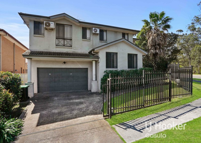 Photo - 2 Kendall Drive, Casula NSW 2170 - Image 2