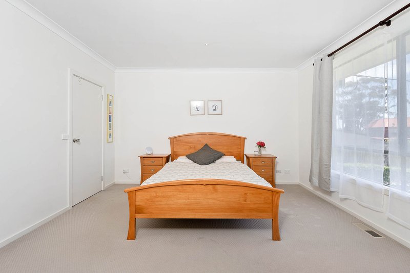 Photo - 2 Kenilworth Avenue, Frankston VIC 3199 - Image 4