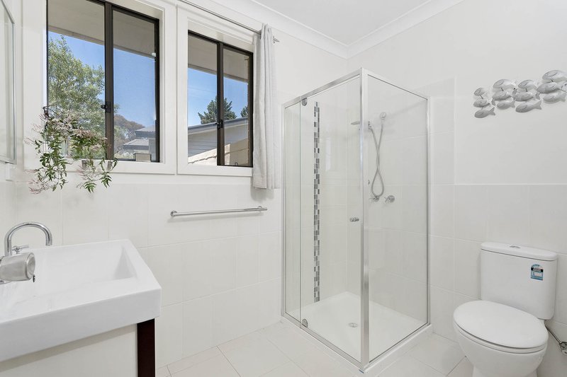 Photo - 2 Kenilworth Avenue, Frankston VIC 3199 - Image 5