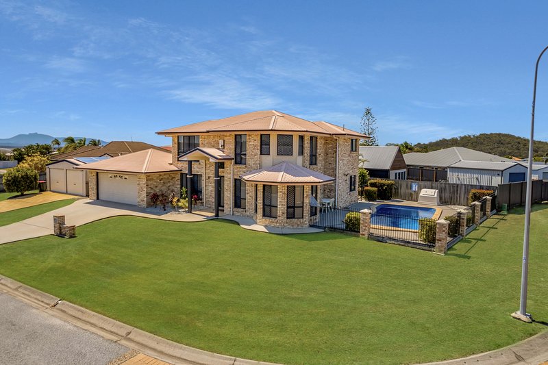 Photo - 2 Kensington Place, Kin Kora QLD 4680 - Image