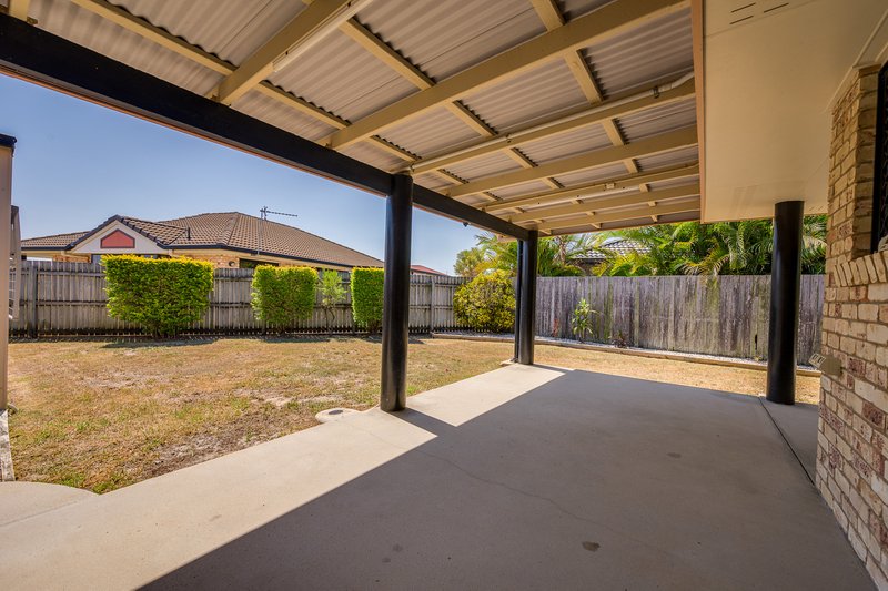 Photo - 2 Kensington Place, Kin Kora QLD 4680 - Image 15