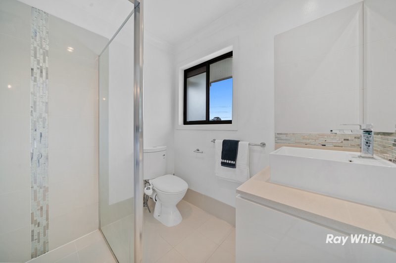 Photo - 2 Kent Close, Springwood QLD 4127 - Image 26
