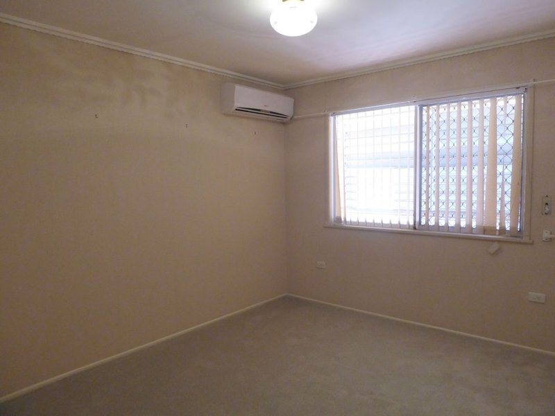 Photo - 2 Kerry Street, Kippa-Ring QLD 4021 - Image 20