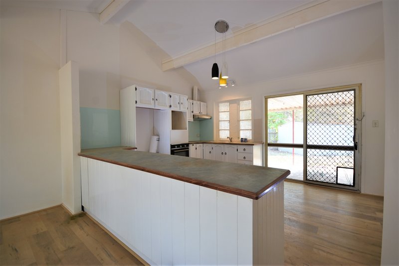 Photo - 2 Kerwin Street, Redbank Plains QLD 4301 - Image 2