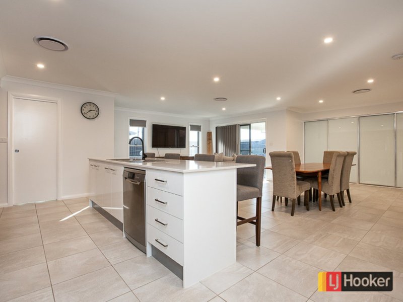 Photo - 2 Kestral Street, Moore Creek NSW 2340 - Image 6