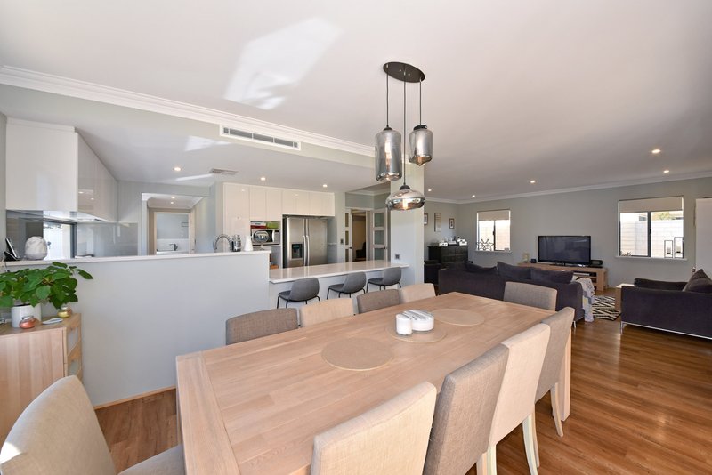 Photo - 2 Keta Way, Mindarie WA 6030 - Image 10