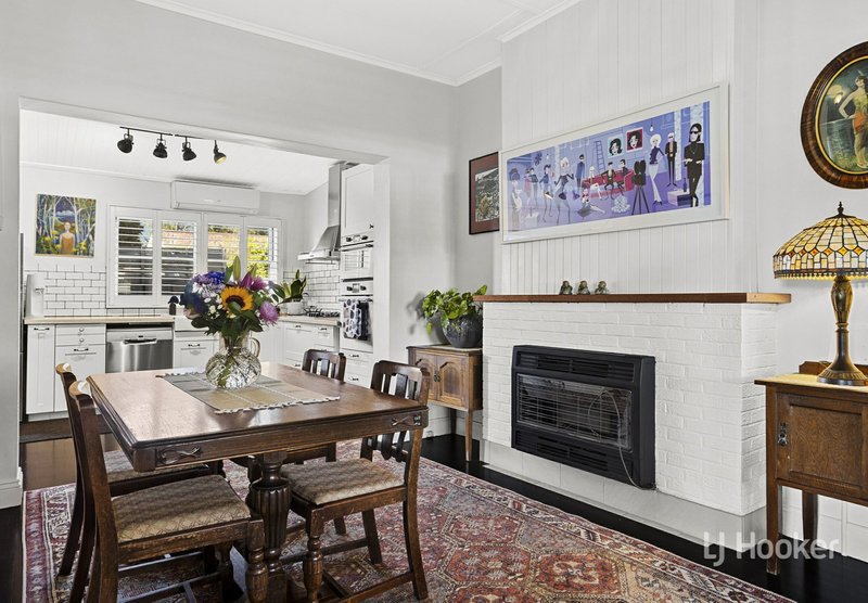 Photo - 2 Kevin Place, Thirlmere NSW 2572 - Image 4