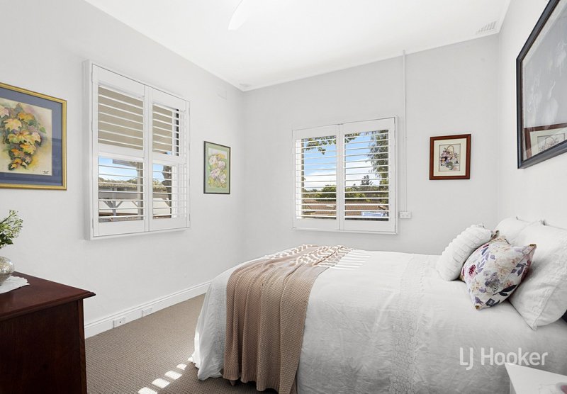 Photo - 2 Kevin Place, Thirlmere NSW 2572 - Image 9
