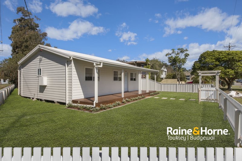 2 Kewalo Avenue, Budgewoi NSW 2262