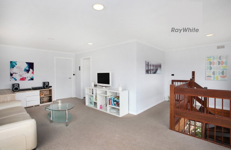 Photo - 2 Keyes Place, Gladstone Park VIC 3043 - Image 15