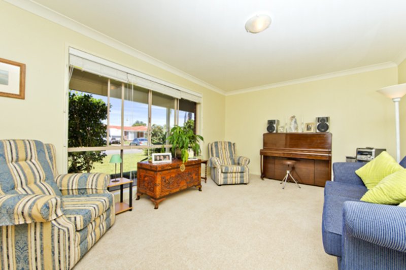 Photo - 2 Kiah Close, Fingal Bay NSW 2315 - Image 9