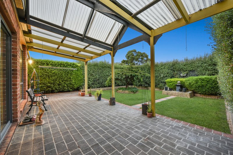 Photo - 2 Kilmartin Place, Narre Warren South VIC 3805 - Image 5