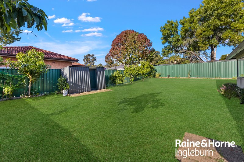 Photo - 2 Kim Place, Ingleburn NSW 2565 - Image 11