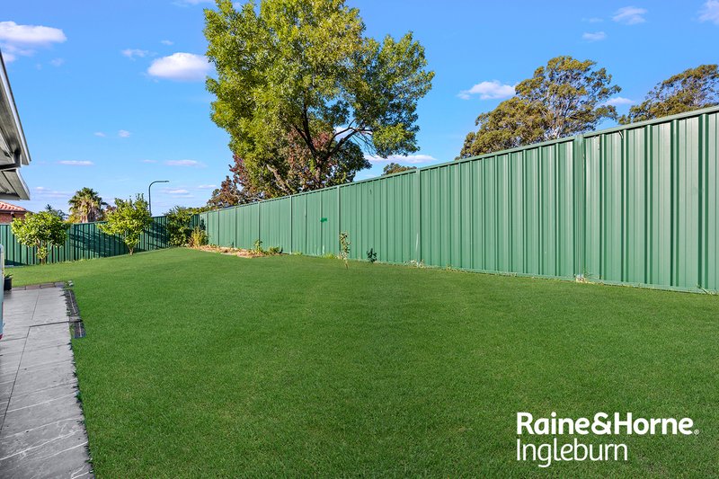 Photo - 2 Kim Place, Ingleburn NSW 2565 - Image 12