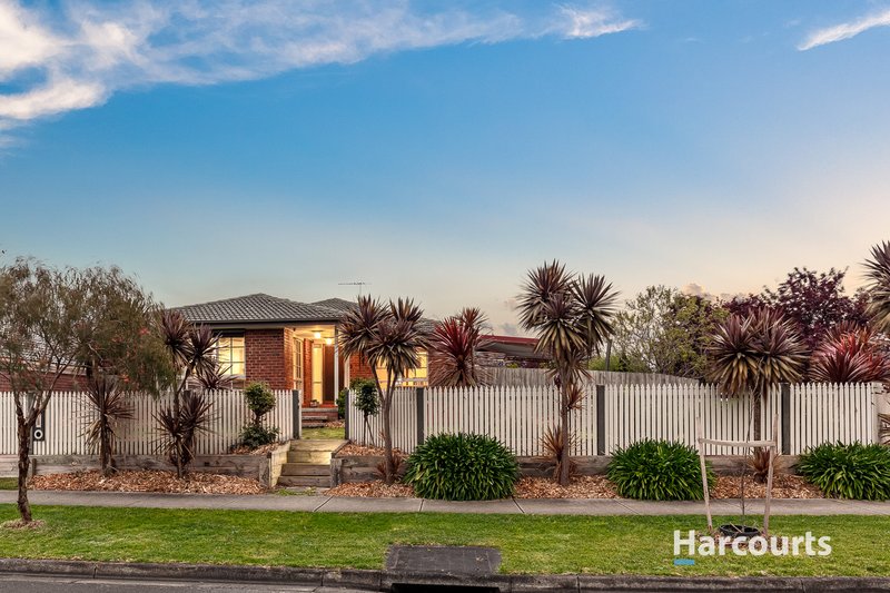 Photo - 2 Kimbolton Drive, Lysterfield VIC 3156 - Image 2