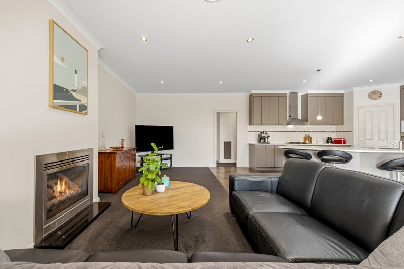Photo - 2 Kims Close, Ararat VIC 3377 - Image 8