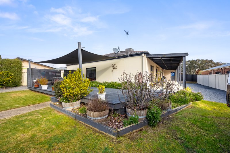 Photo - 2 Kims Close, Ararat VIC 3377 - Image 28