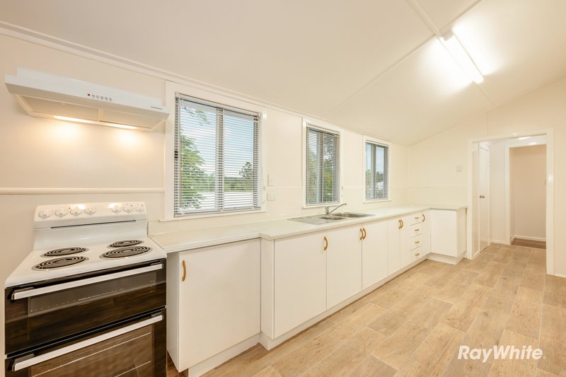 Photo - 2 King Street, Gin Gin QLD 4671 - Image 12