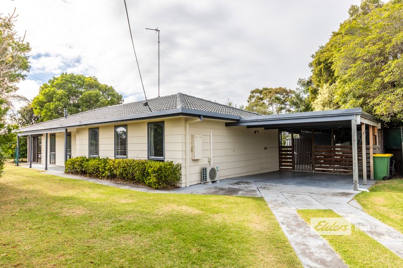 Photo - 2 Kings Road, Paynesville VIC 3880 - Image 2