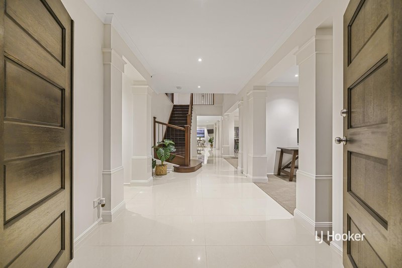 Photo - 2 Kingsford Drive, Point Cook VIC 3030 - Image 2