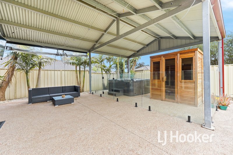 Photo - 2 Kingsley Court, Lynbrook VIC 3975 - Image 19