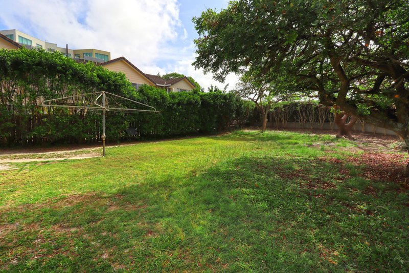 Photo - 2 Kitchener Street, Golden Beach QLD 4551 - Image 11