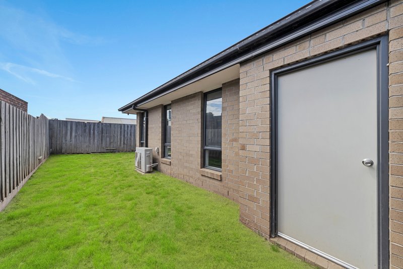 Photo - 2 Koel Court, Carrum Downs VIC 3201 - Image 10