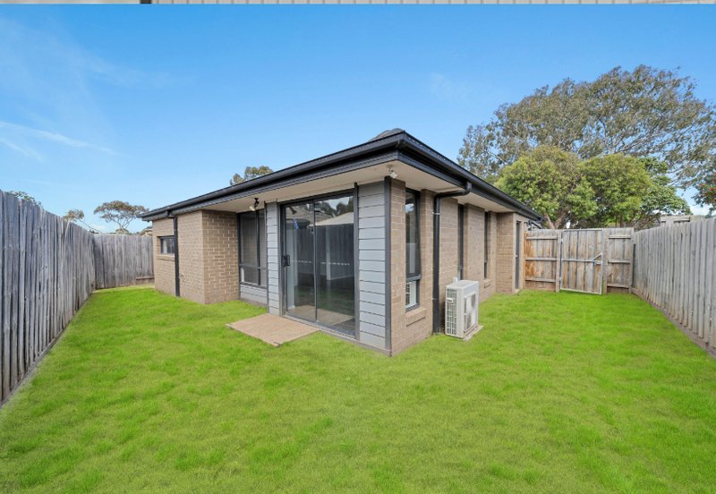 Photo - 2 Koel Court, Carrum Downs VIC 3201 - Image 11