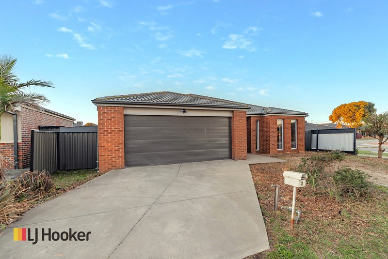 Photo - 2 Korab Place, Roxburgh Park VIC 3064 - Image 5