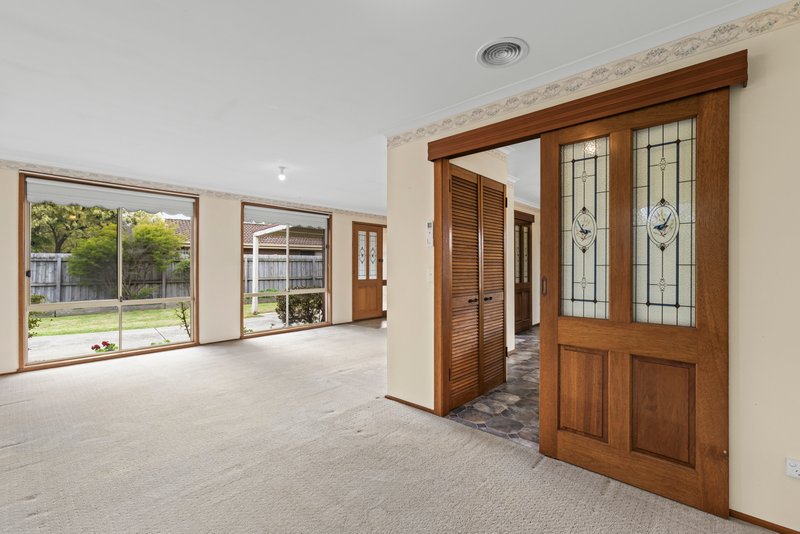 Photo - 2 Kossecks Place, Belmont VIC 3216 - Image 3