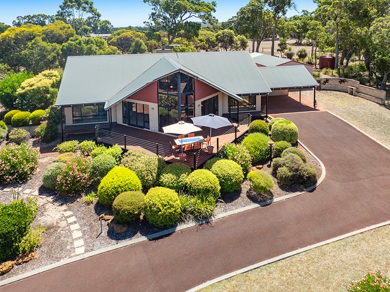 2 Kurrum Place, Quedjinup WA 6281