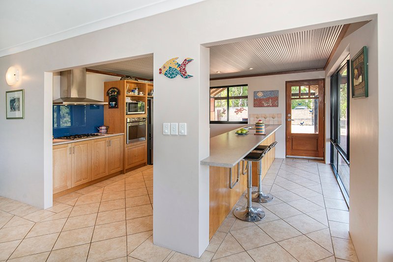 Photo - 2 Kurrum Place, Quedjinup WA 6281 - Image 12