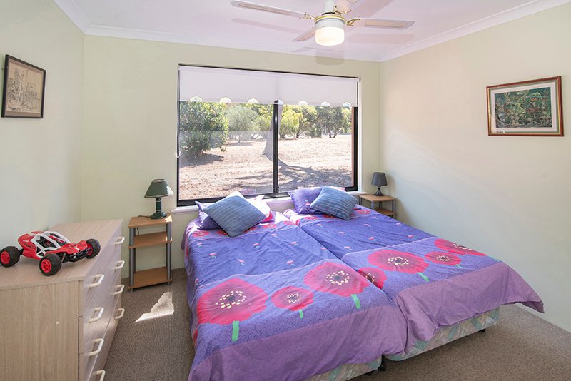 Photo - 2 Kurrum Place, Quedjinup WA 6281 - Image 18