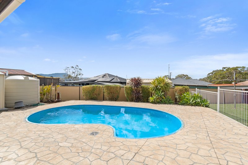 Photo - 2 Kylie Place, Dapto NSW 2530 - Image 8