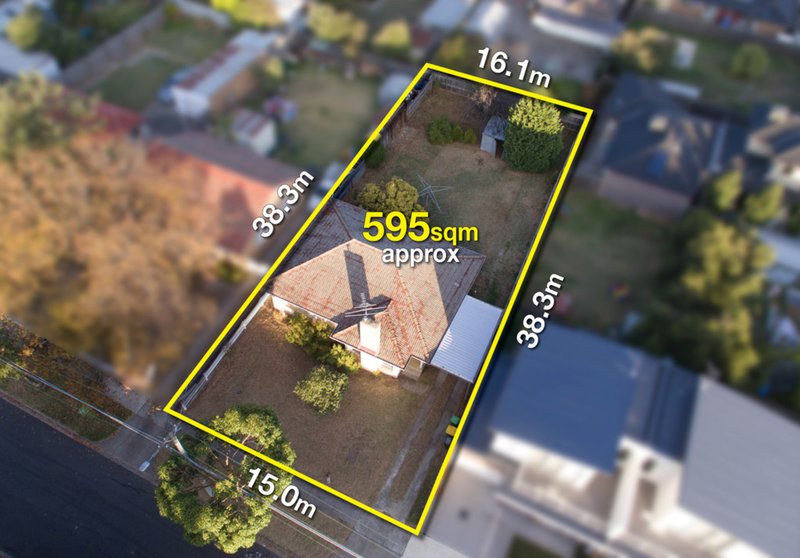 2 Kyneton Avenue, Reservoir VIC 3073